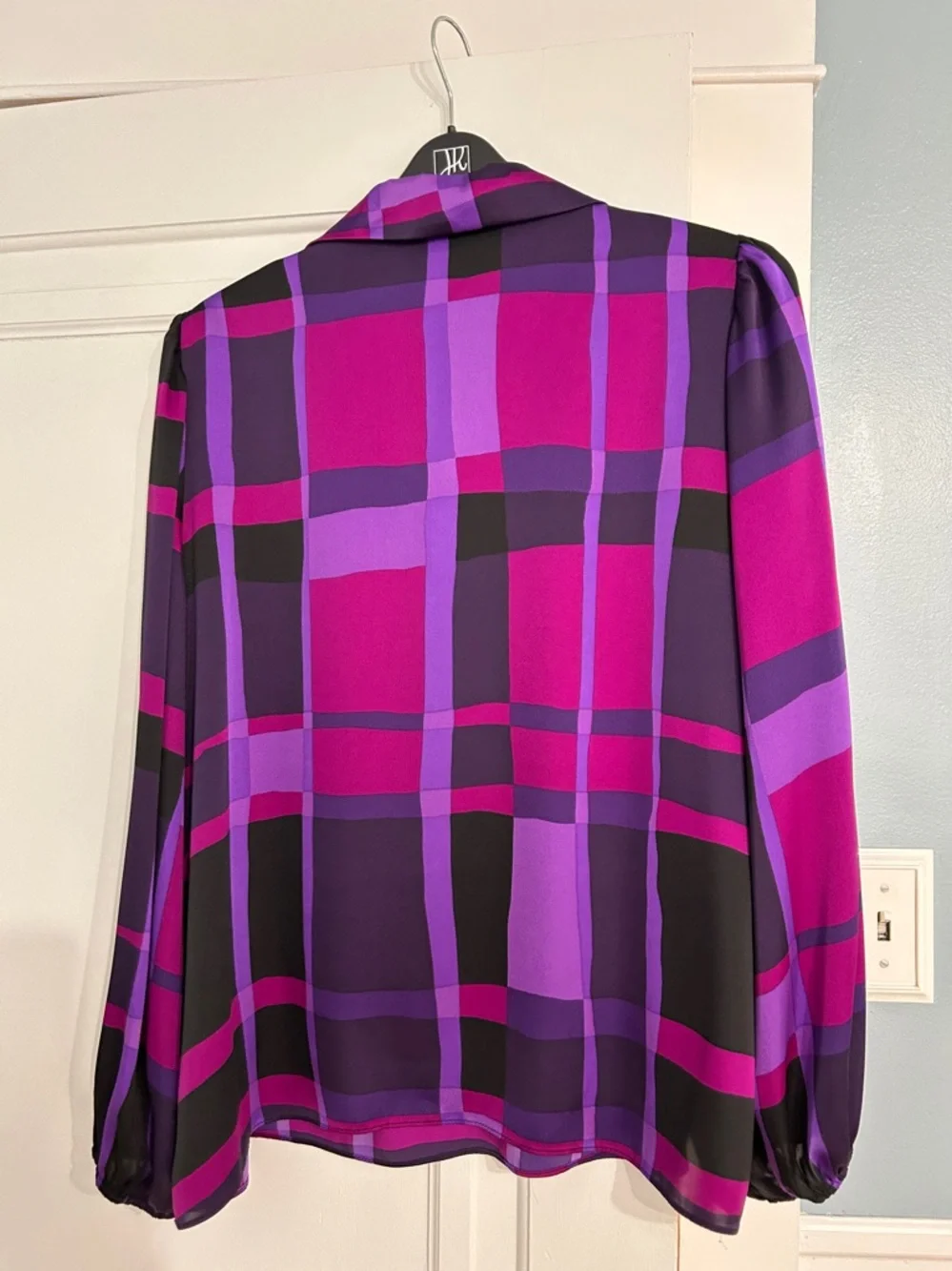 NWOT Joseph Ribkoff blouse. - Picture 3 of 6